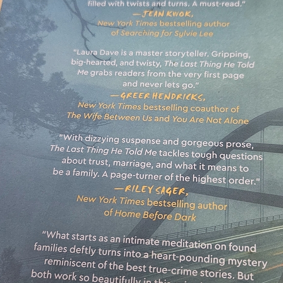 Books - Picture 3 of 4